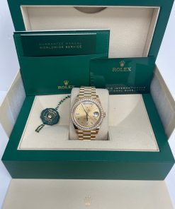 Alternative view of Rolex Day-Date 40 40 mm yellow gold and diamonds 228348rbr-0002