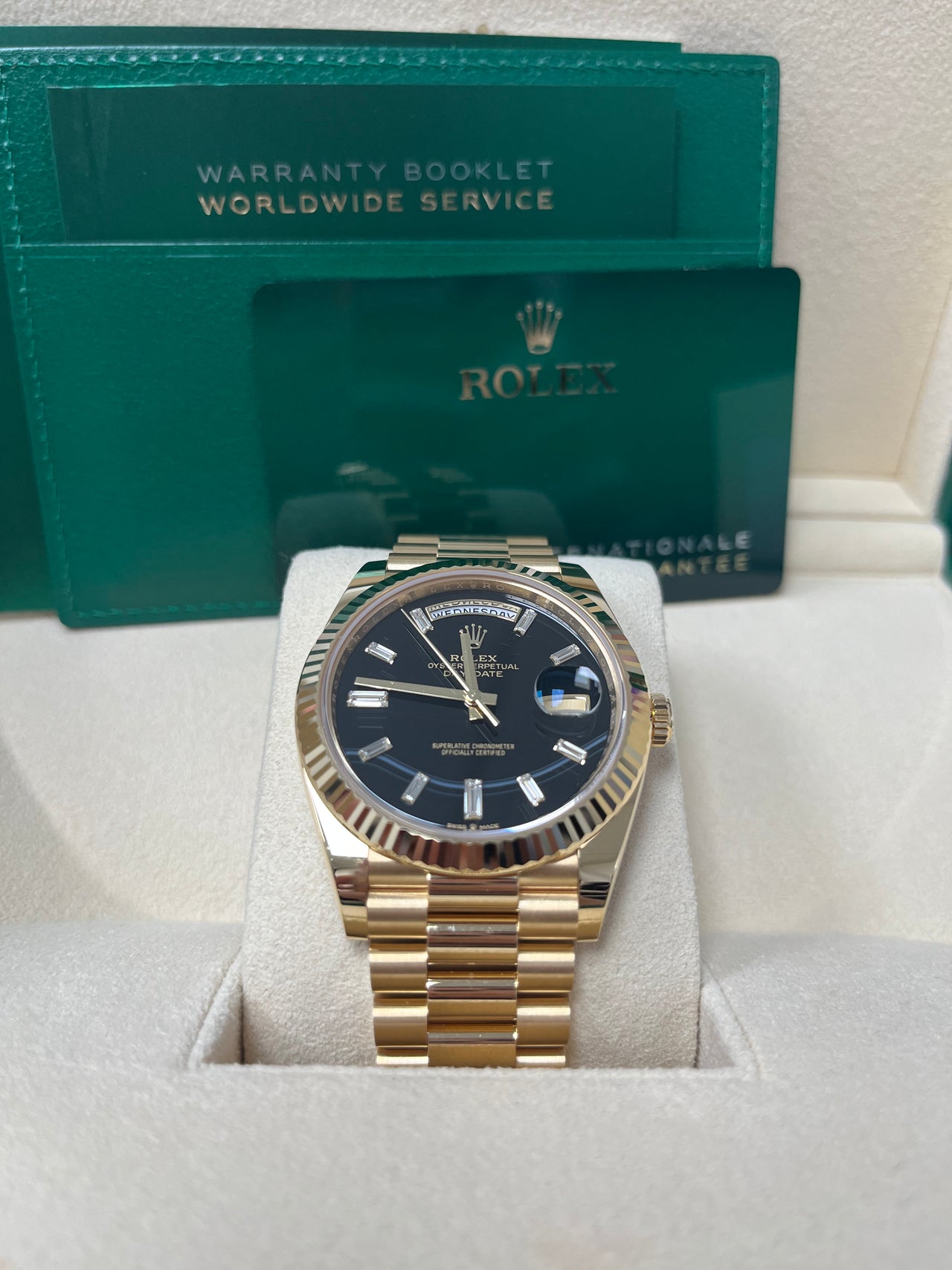 Rolex Day-Date 40 40 mm yellow gold 228238-0059 - Image 2