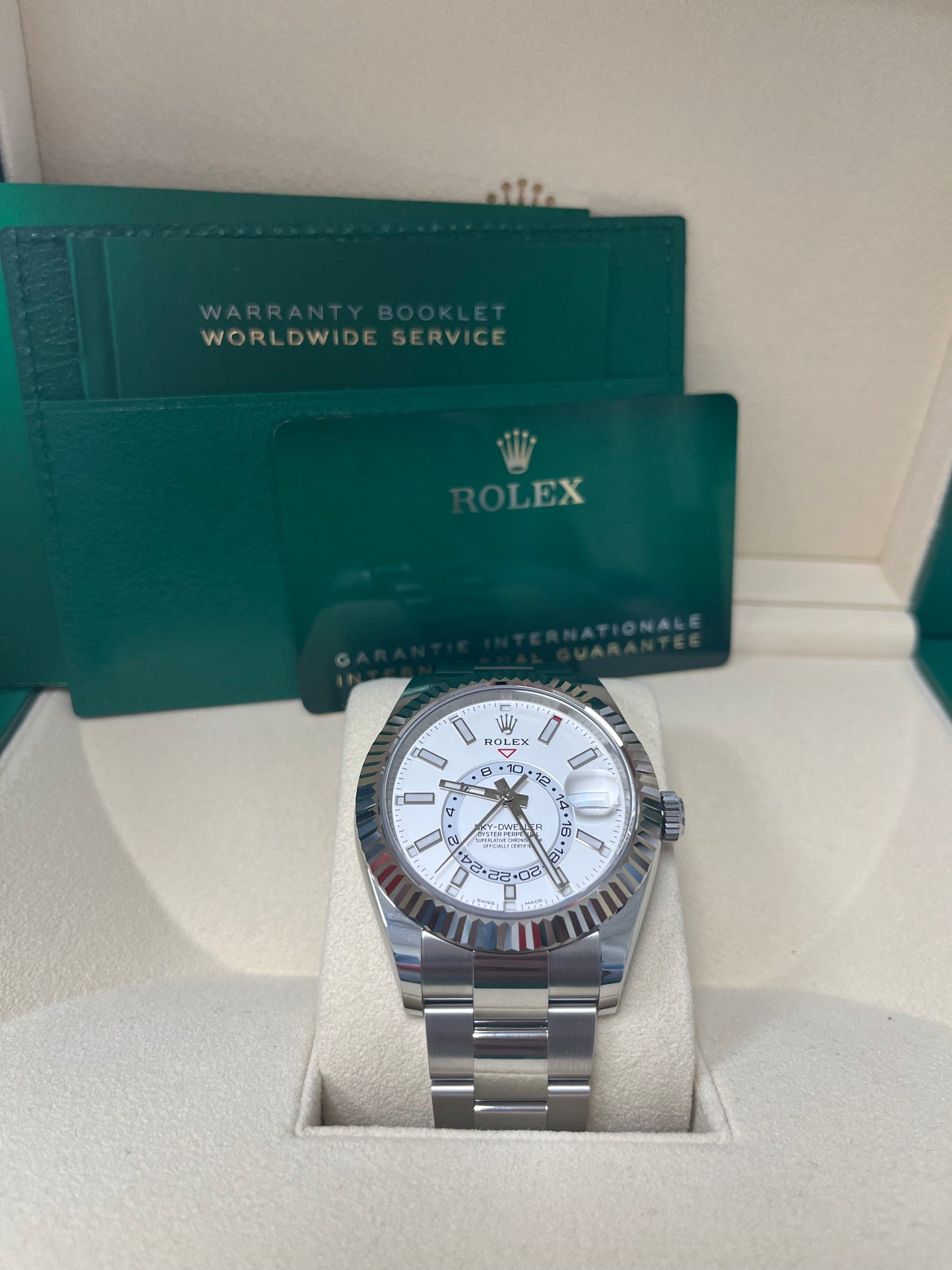 Rolex Sky-Dweller 42 mm Oystersteel and white gold 336934-0003 - Image 3
