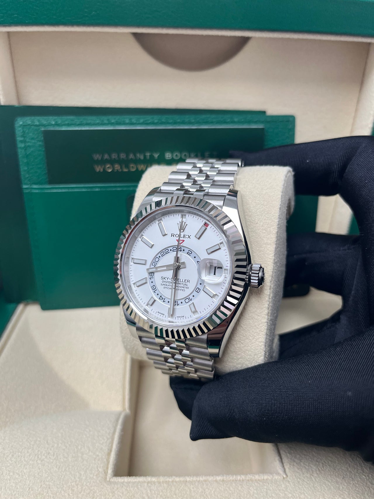 Rolex Sky-Dweller 42 mm Oystersteel and white gold 336934-0004 - Image 6