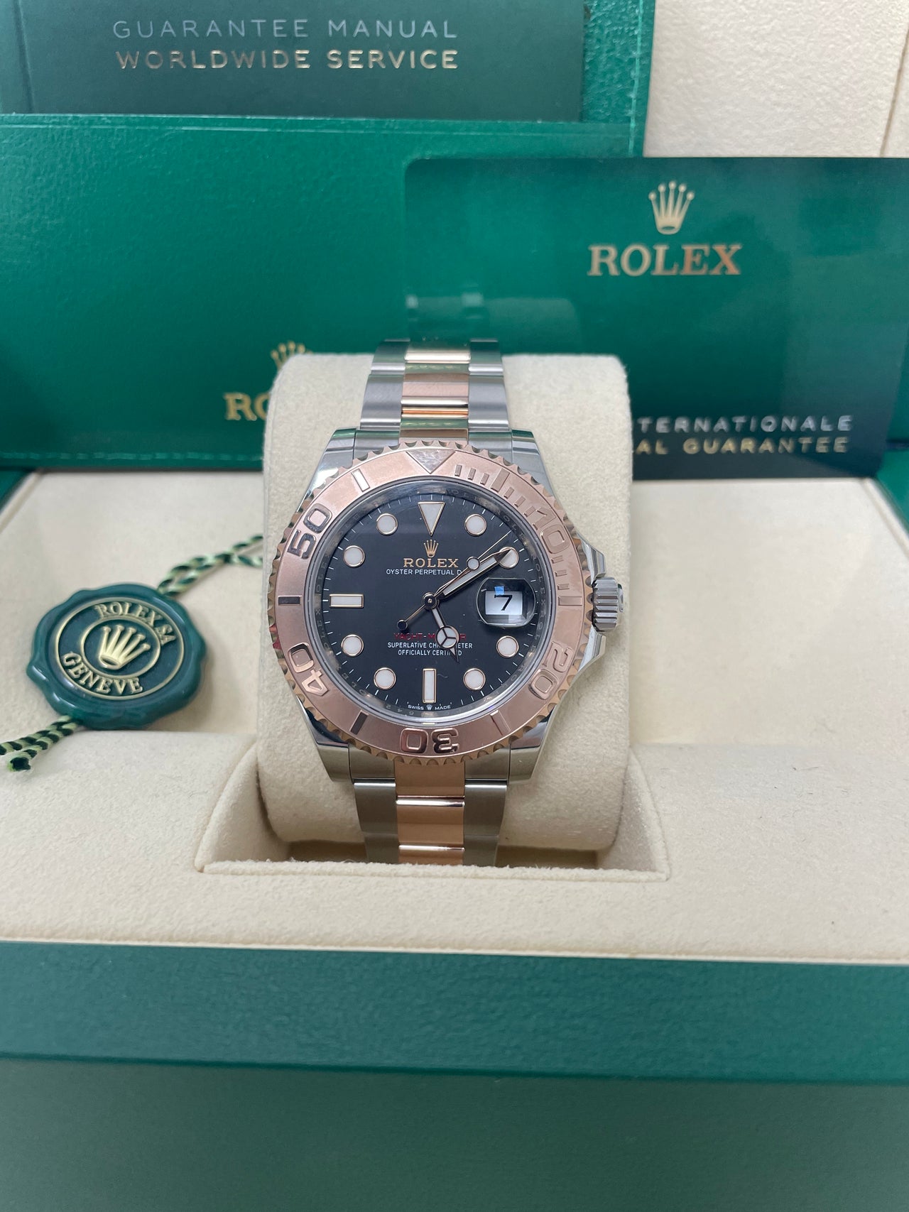 Rolex Yacht-Master 40 40 mm Oystersteel and Everose gold 126621-0002 - Image 8