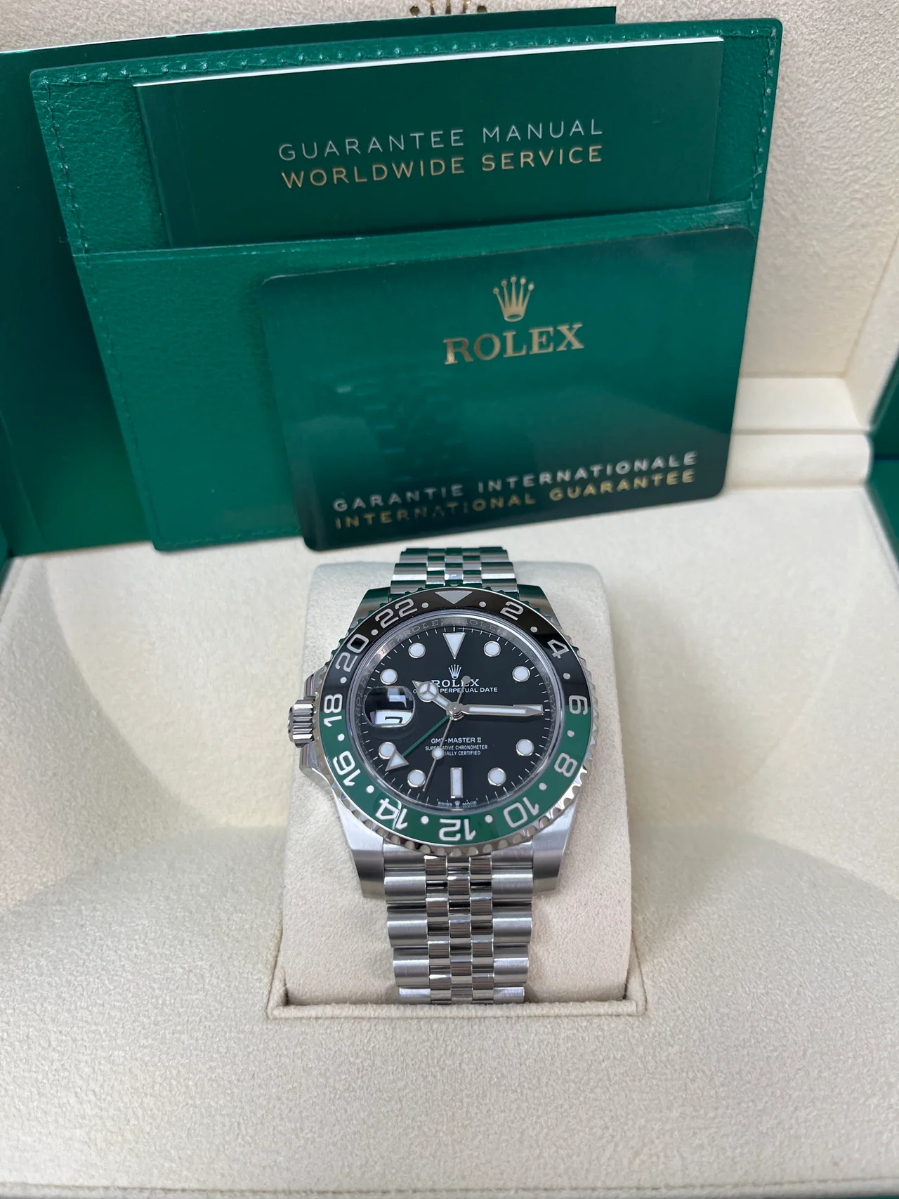 Rolex GMT-Master II 40 mm Oystersteel 126720vtnr-0002 - Image 8