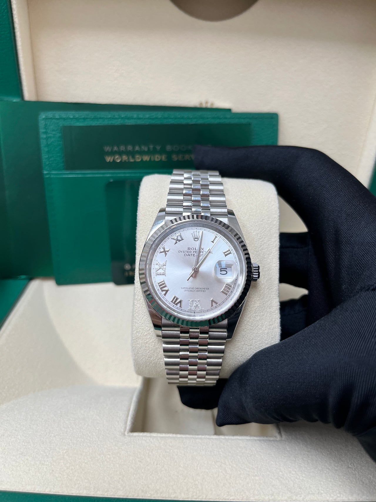 Rolex Datejust 36 Steel Datejust 36mm Fluted Bezel Silver Diamond Roman VI and IX Dial Jubilee 126234 - Image 7