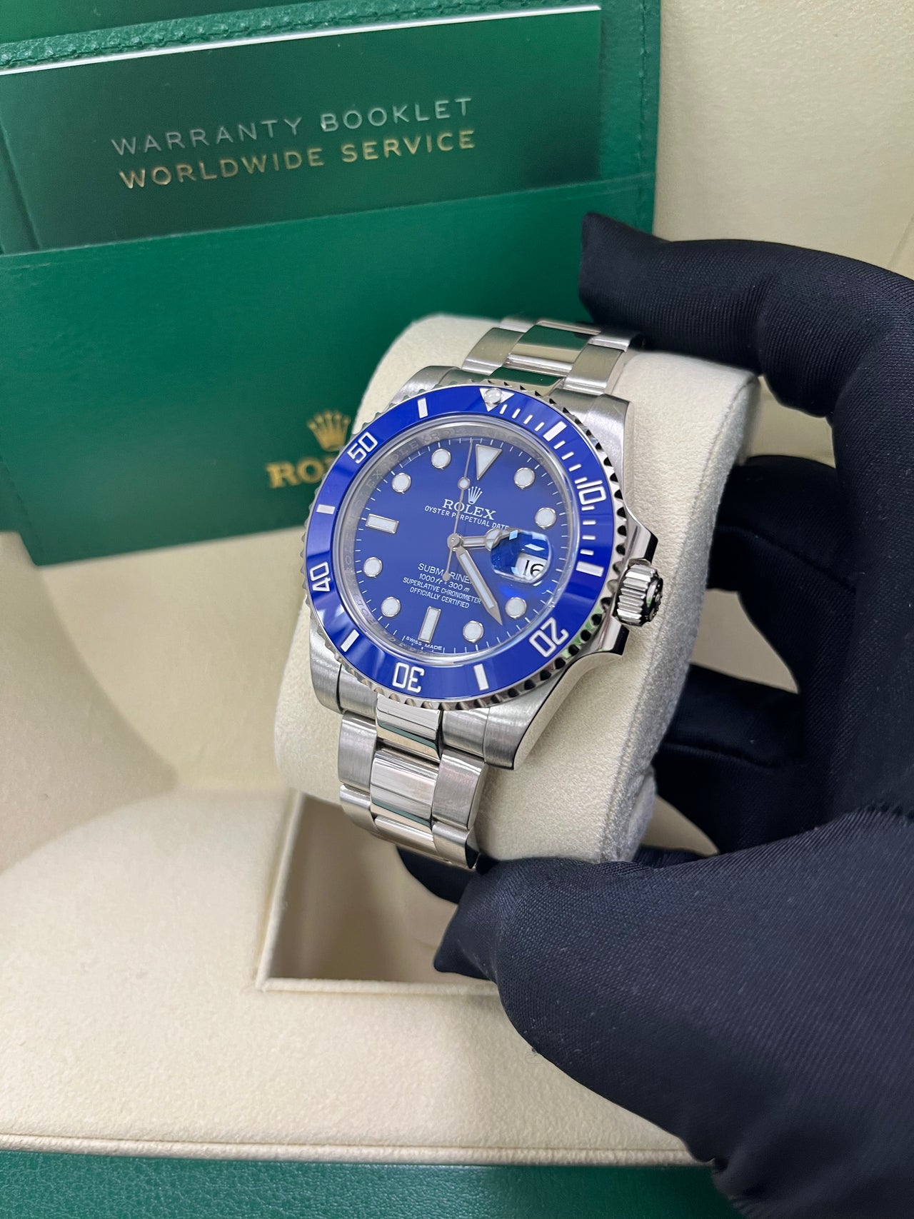 Rolex Submariner Date 40mm White Gold Blue Dial Smurf (Reference 116619LB) - Image 10