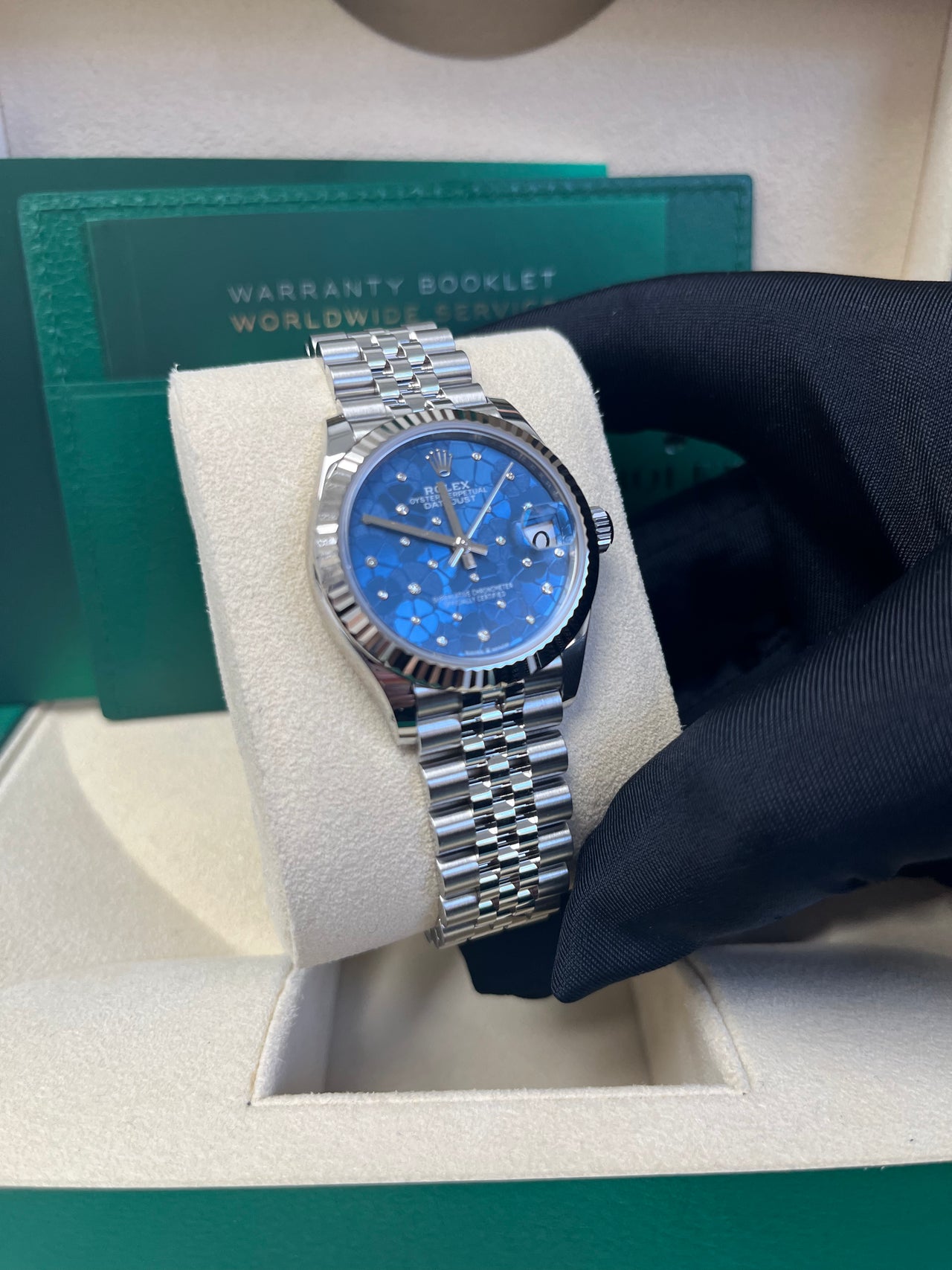 Rolex Datejust 31mm New 2022 Model Oystersteel and White Gold Jubilee Bracelet (Reference 278274) - Image 6