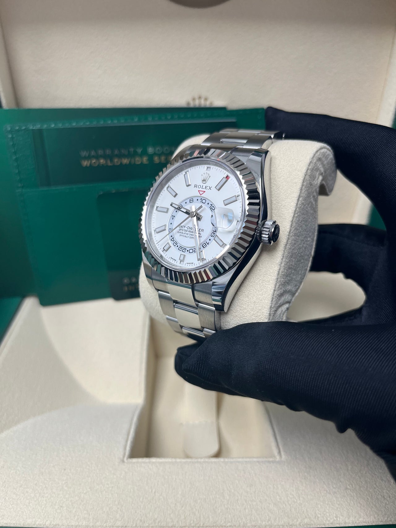 Rolex Sky-Dweller 42 mm Oystersteel and white gold 336934-0003 - Image 10