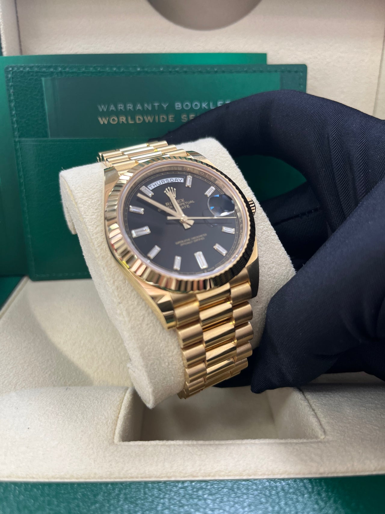 Rolex Day-Date 40 40 mm yellow gold 228238-0004 - Image 10