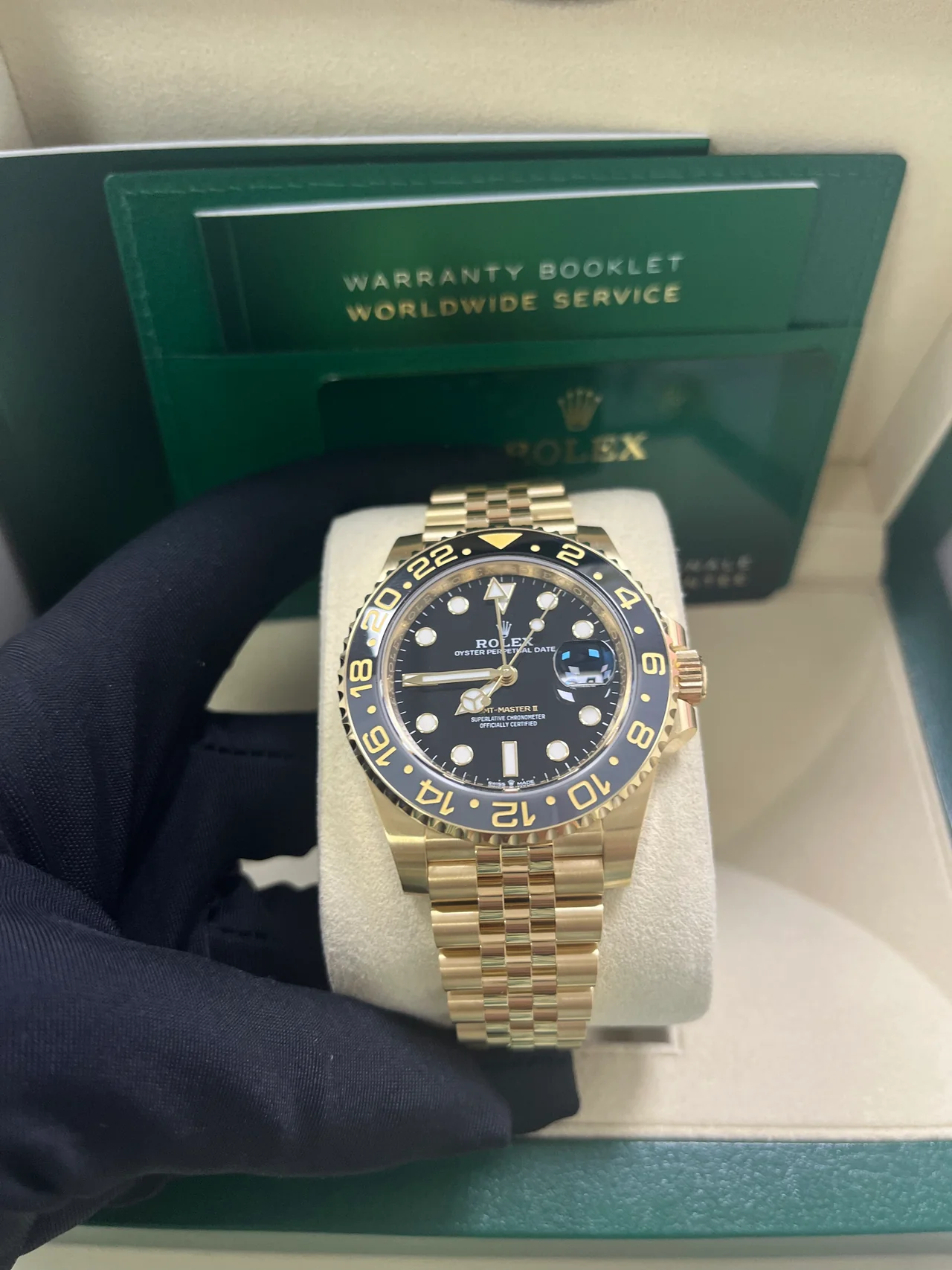Rolex GMT-Master II 40 mm yellow gold 126718grnr-0001 - Image 5