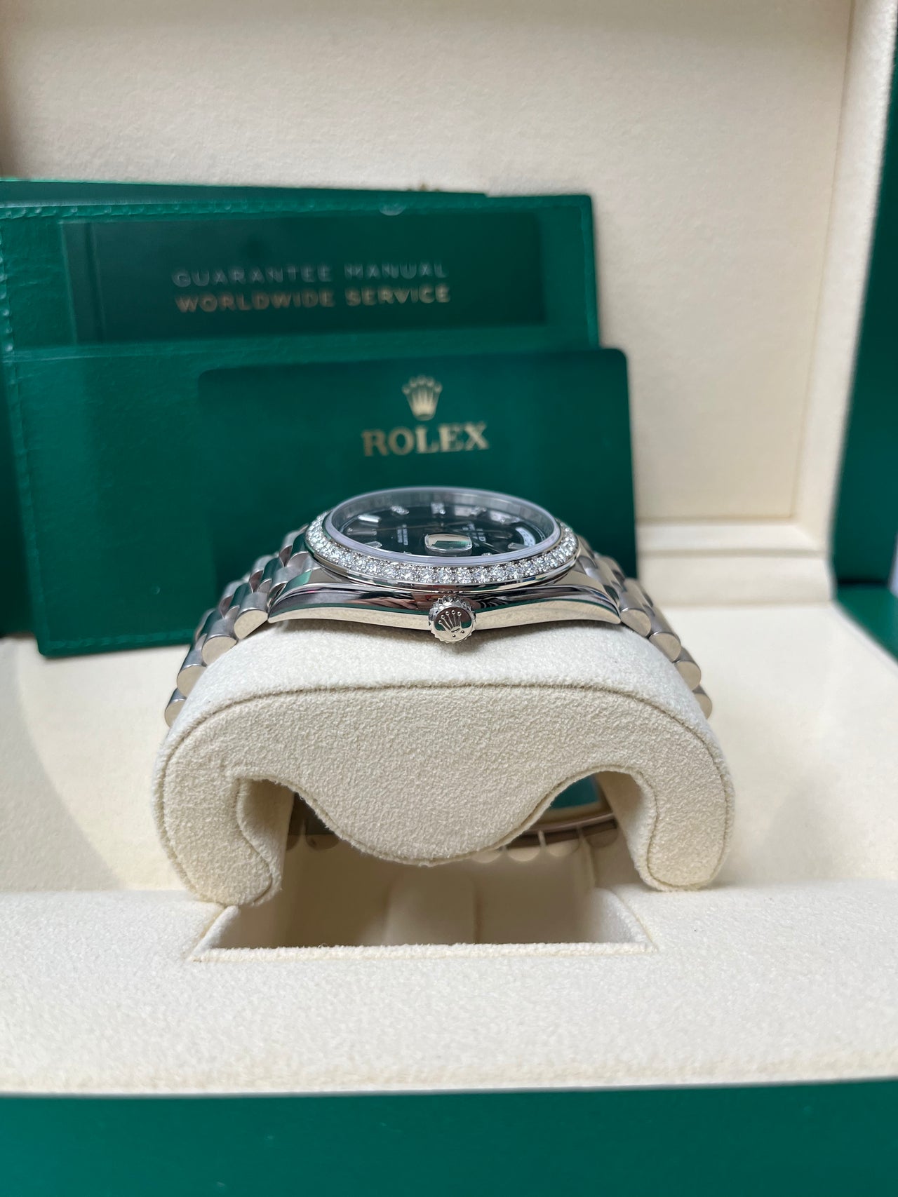 Rolex Day-Date 40 40 mm white gold and diamonds 228349rbr-0003 - Image 6