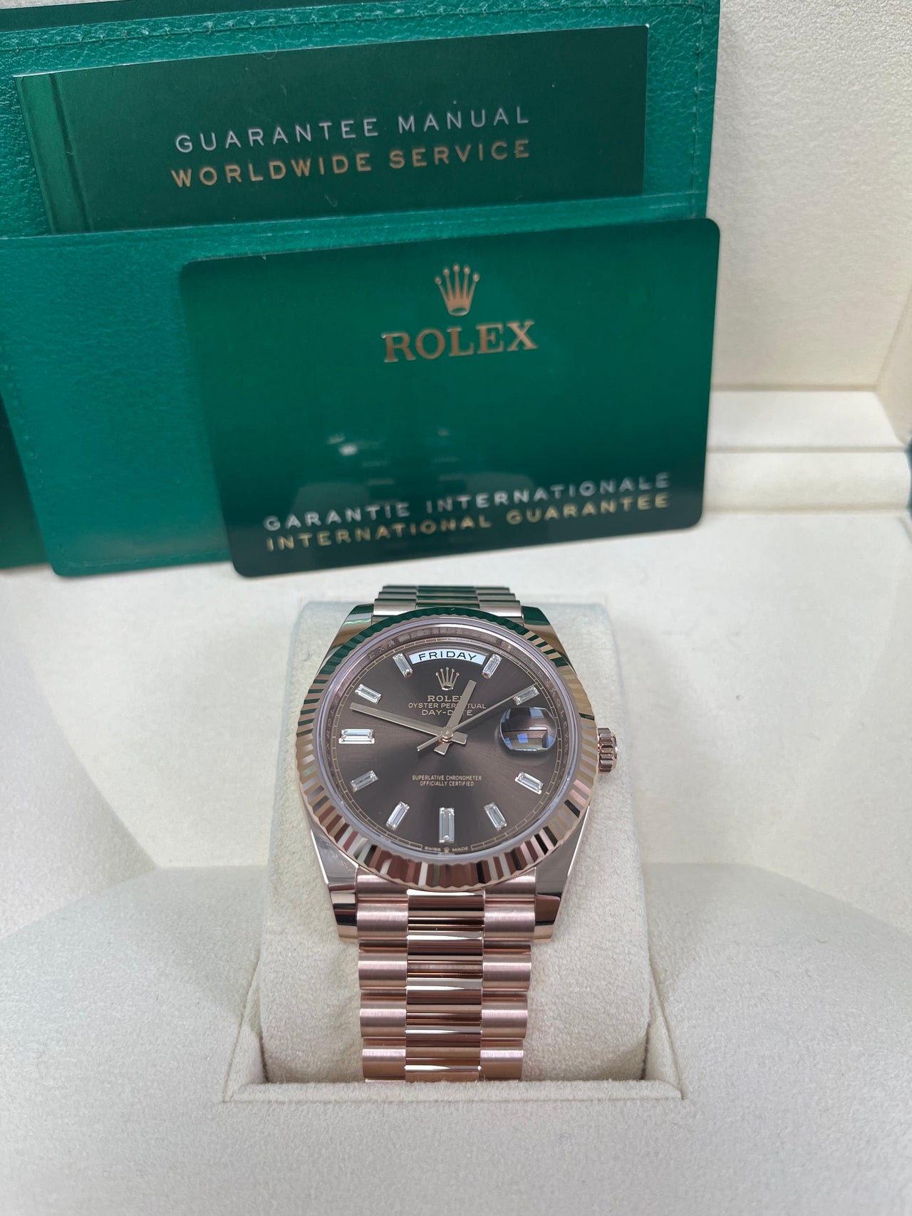 Rolex Day-Date 40 40 mm Everose gold 228235-0003 - Image 11