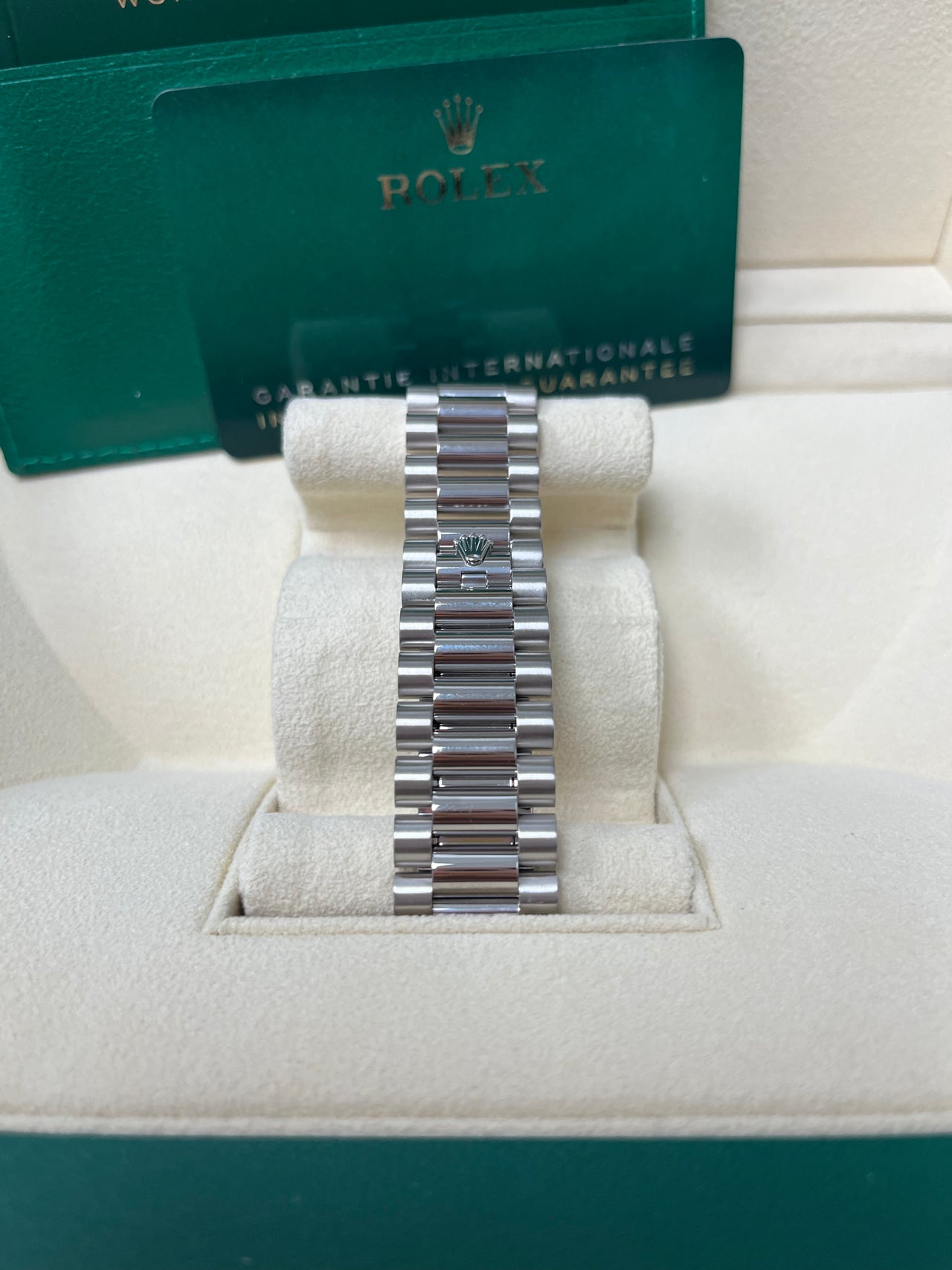 Rolex Day-Date 40 40 mm white gold and diamonds 228349rbr-0003 - Image 7