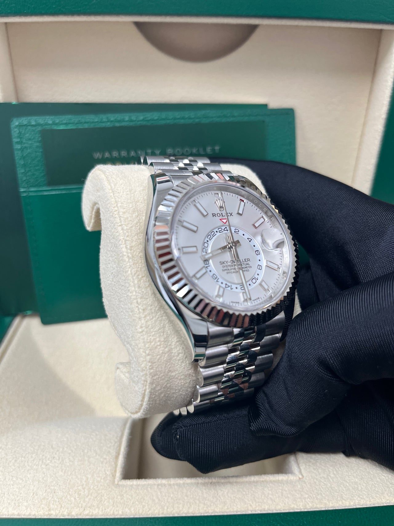 Rolex Sky-Dweller 42 mm Oystersteel and white gold 336934-0004 - Image 8