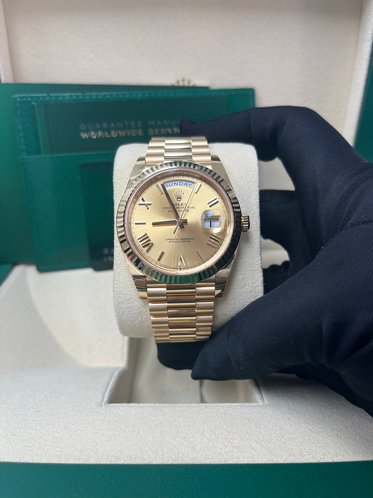 Rolex Day-Date 40 40 mm yellow gold 228238-0006 - Image 7