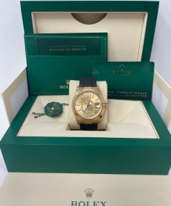 Alternative view of Rolex Sky-Dweller 42 mm yellow gold 336238-0001