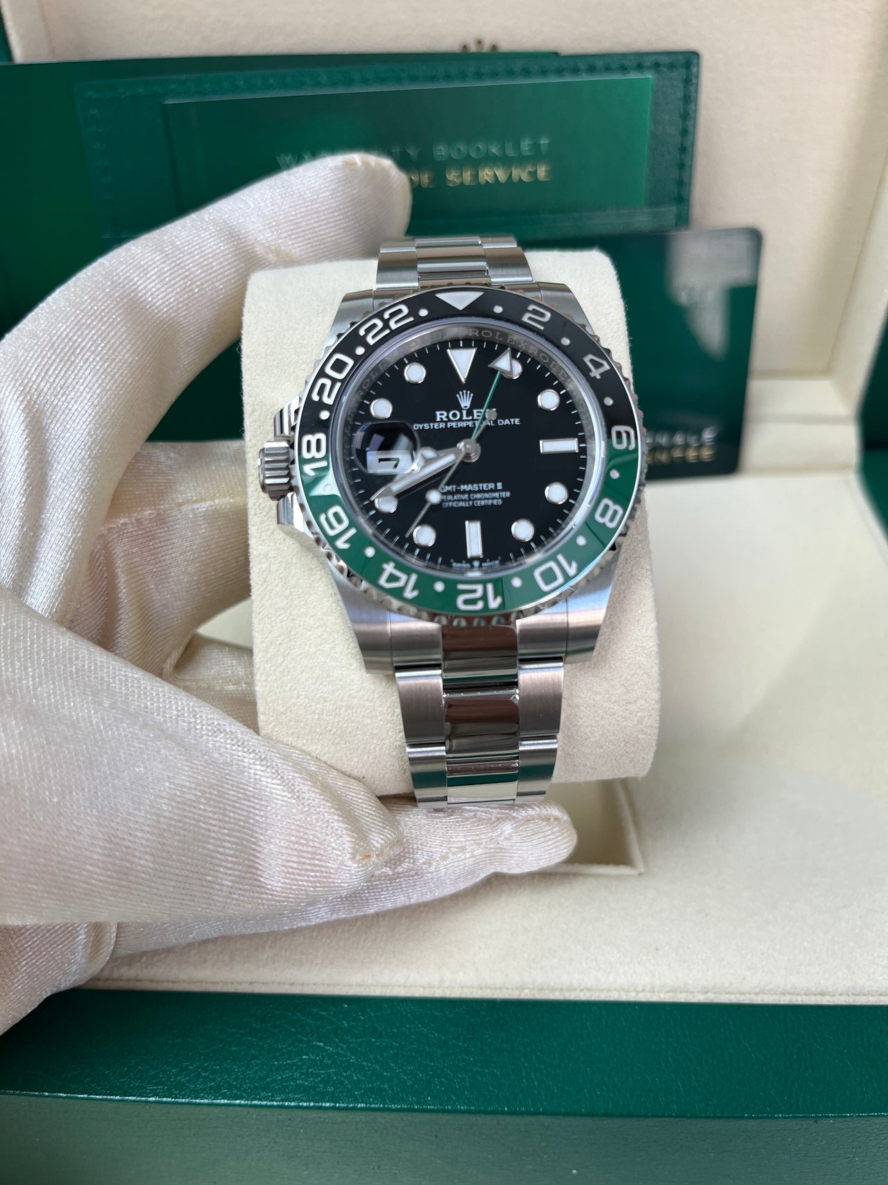 Rolex GMT-Master II 40 mm Oystersteel 126720vtnr-0001 - Image 3