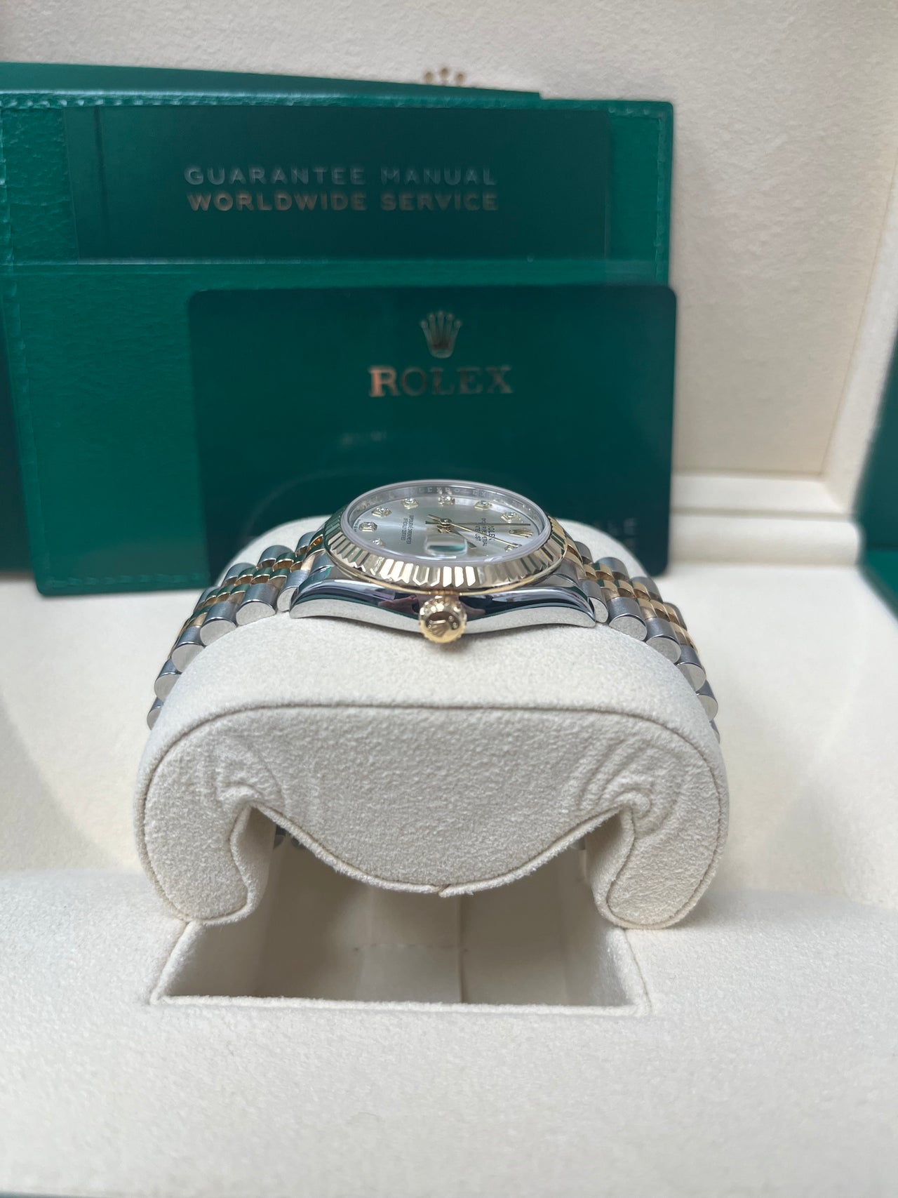 Rolex Datejust 31 Steel and Yellow Gold Datejust 31mm - Fluted Bezel - Silver Diamond Dial - Jubilee 278273 - Image 5