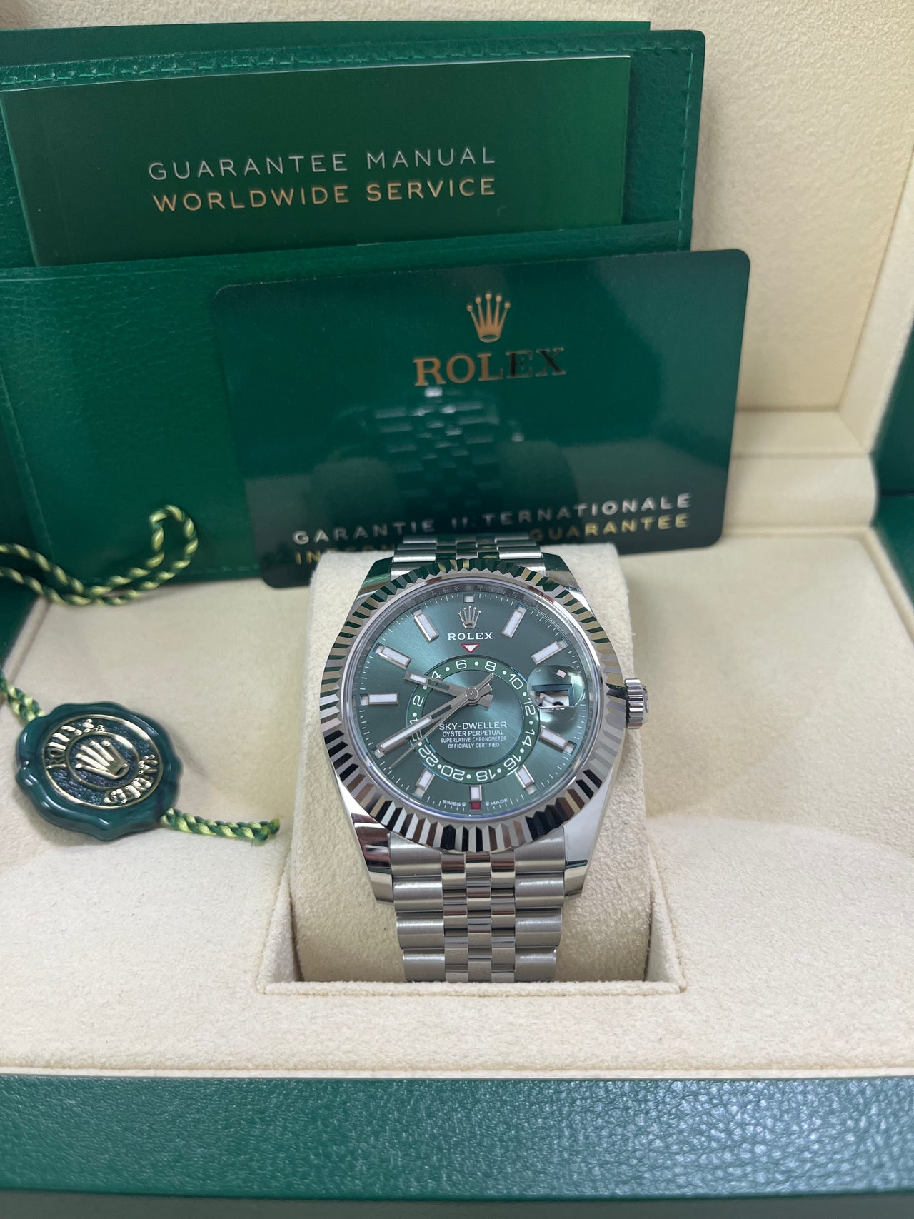 Rolex Sky-Dweller 42 mm Oystersteel and white gold 336934-0002 - Image 2