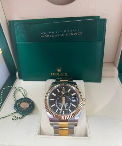 Alternative view of Rolex Sky-Dweller 42 mm Oystersteel and yellow gold 336933-0003