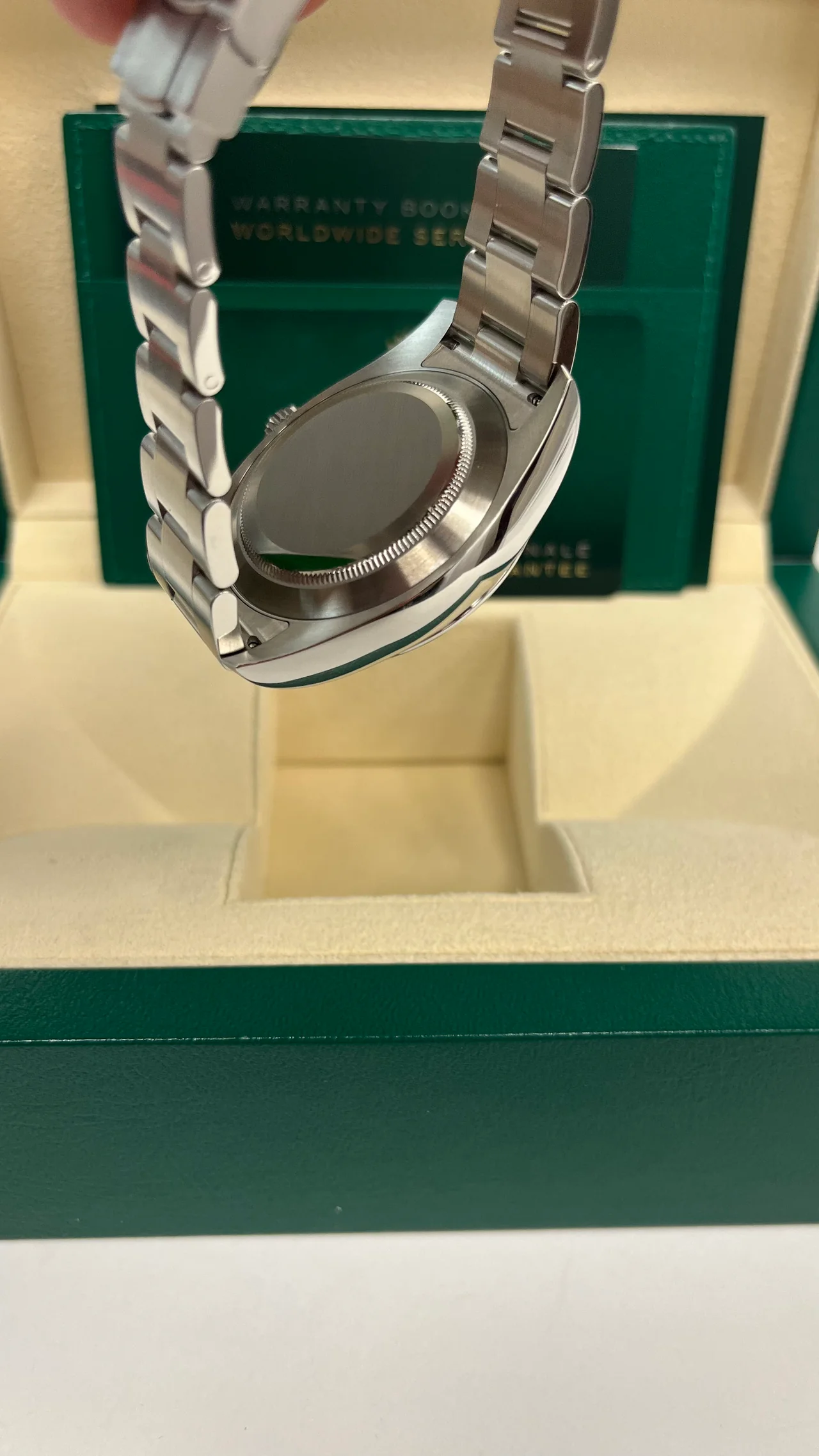 Rolex Air-King 40 mm Oystersteel 116900 - Image 4