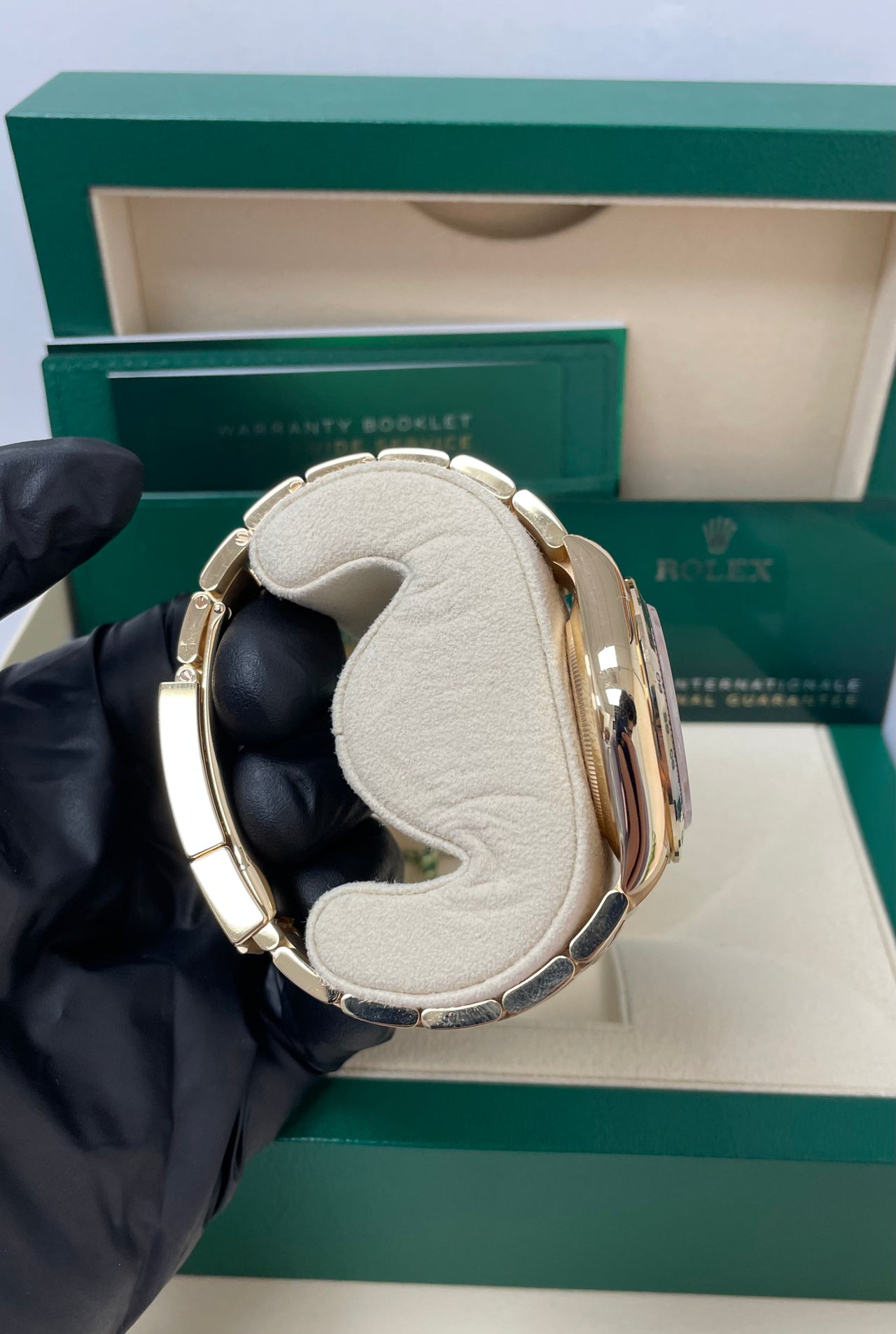 Rolex Yellow Gold Cosmograph Daytona 40 Watch - White Index Dial (Ref # 116508) - Image 8