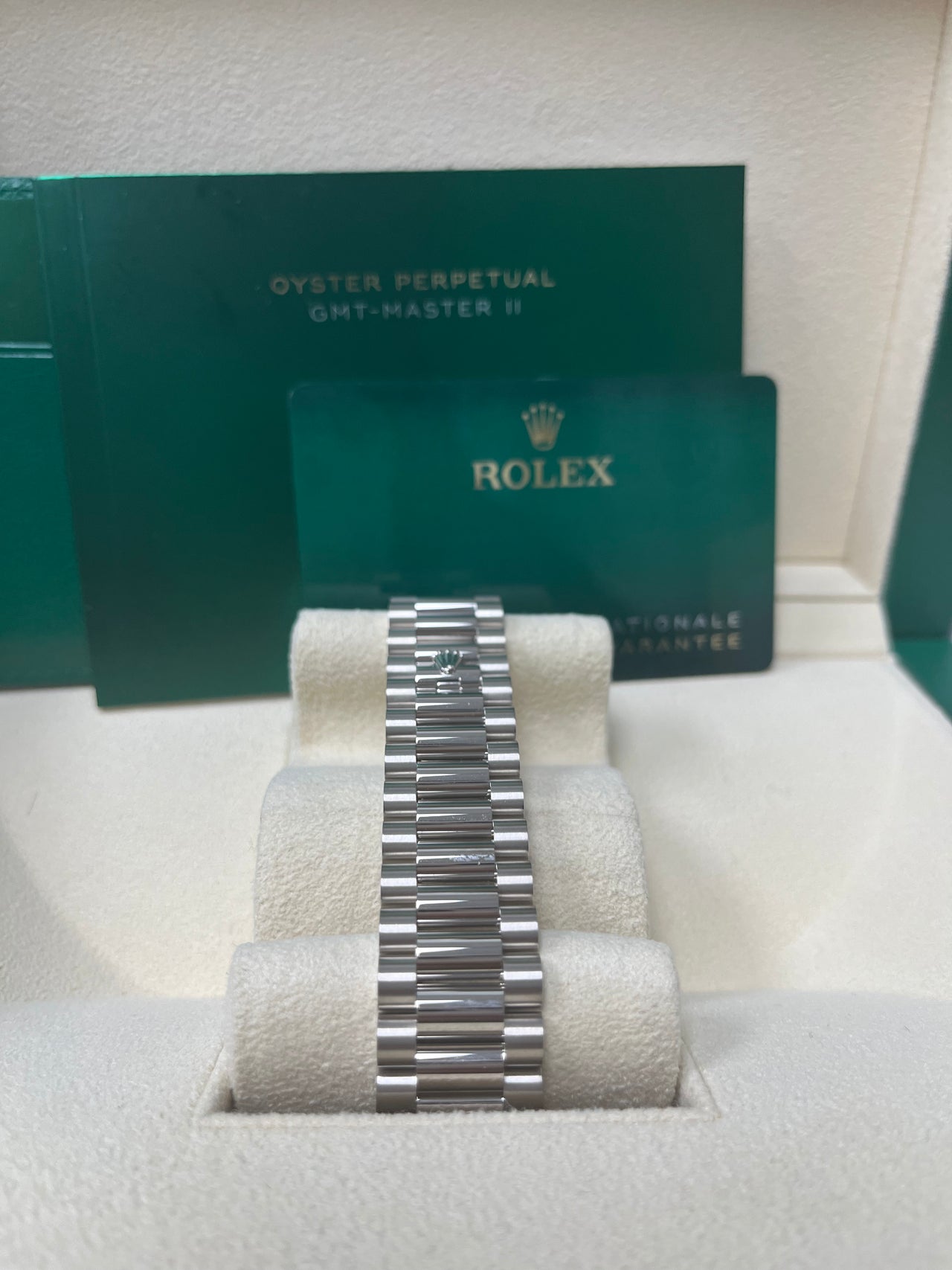 Rolex Day-Date 40 40 mm white gold and diamonds 228349rbr-0030 - Image 2