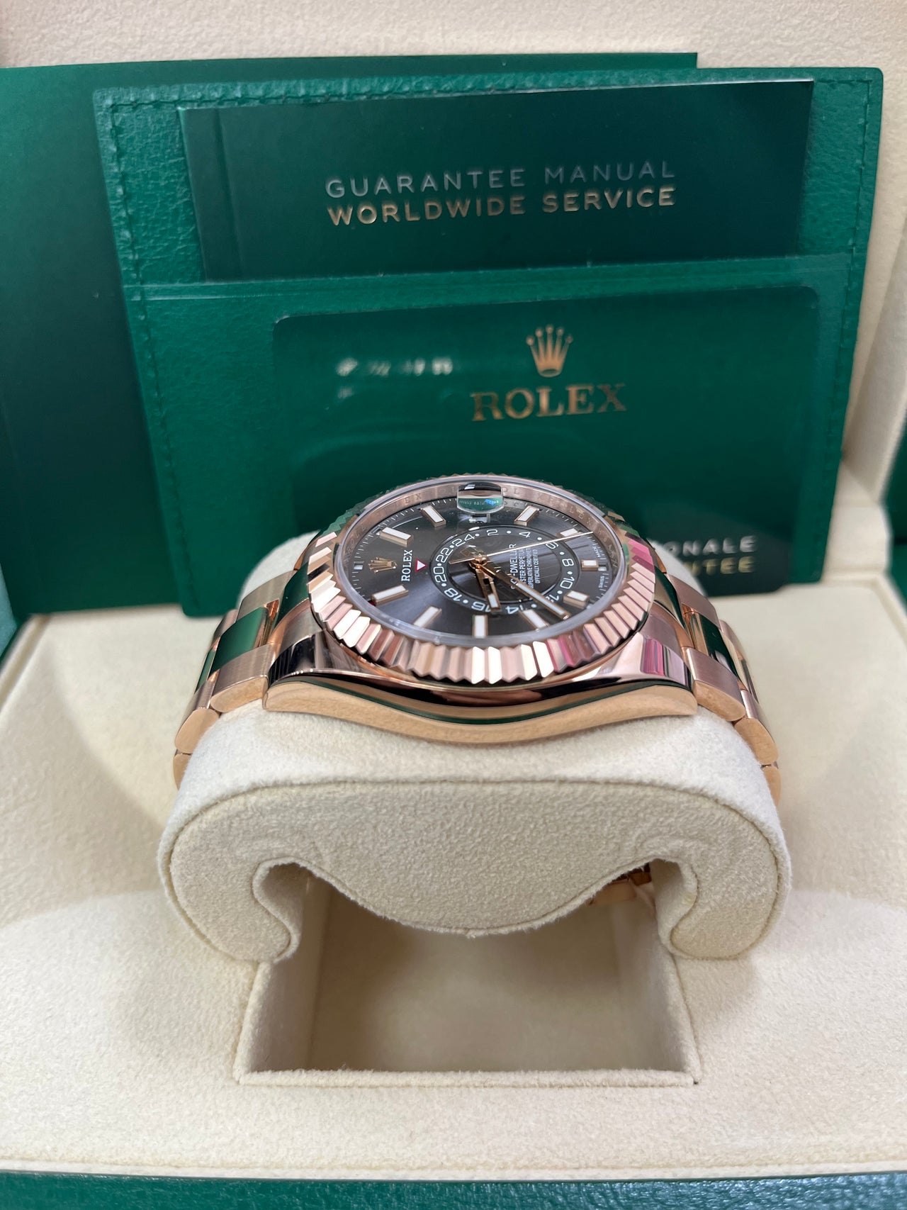 Rolex Sky-Dweller 42 mm Everose gold 336935-0004 - Image 6