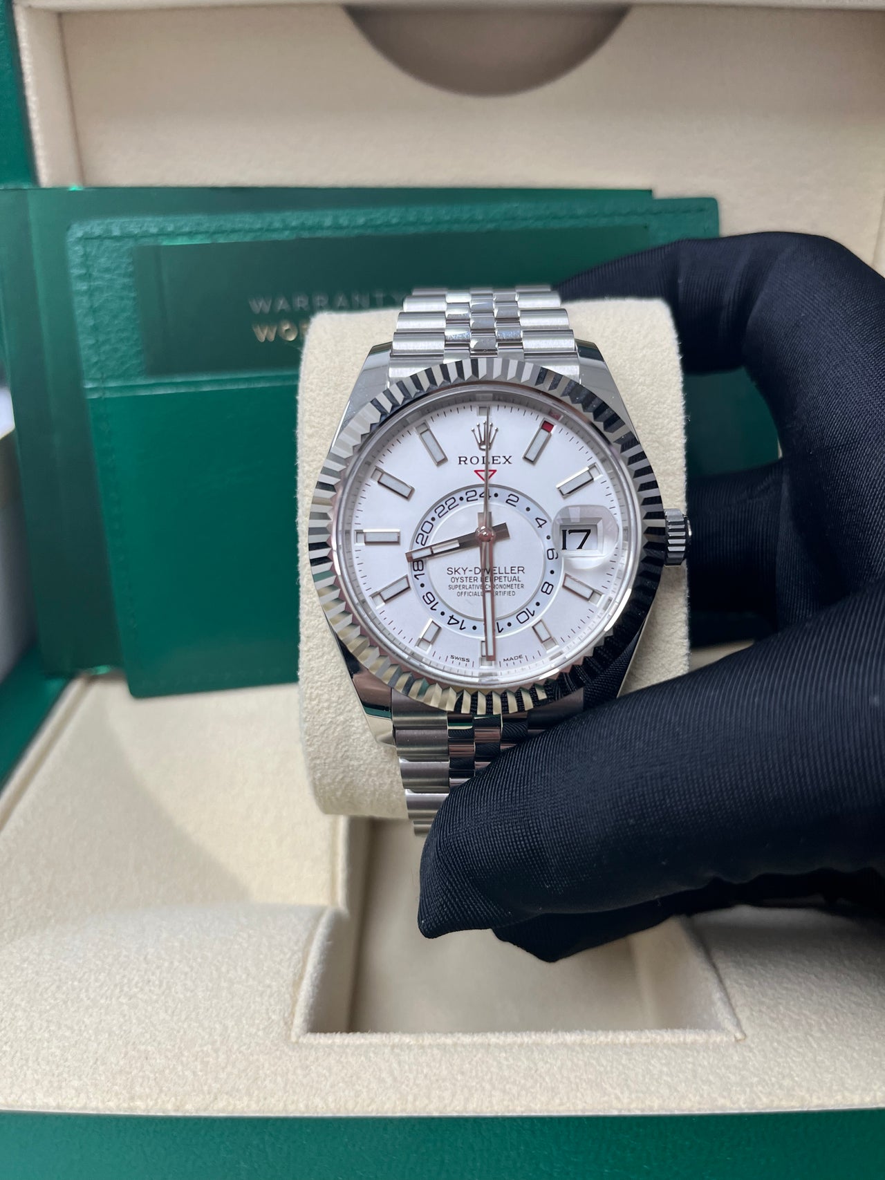 Rolex Sky-Dweller 42 mm Oystersteel and white gold 336934-0004 - Image 9