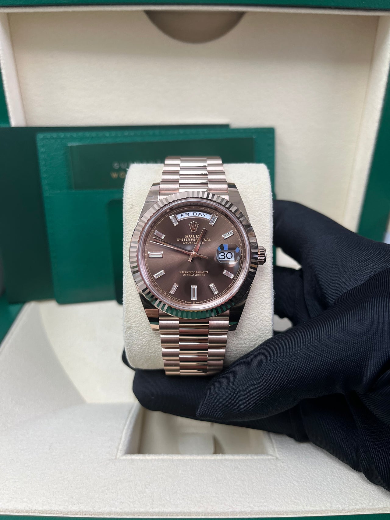 Rolex Day-Date 40 40 mm Everose gold 228235-0003 - Image 9