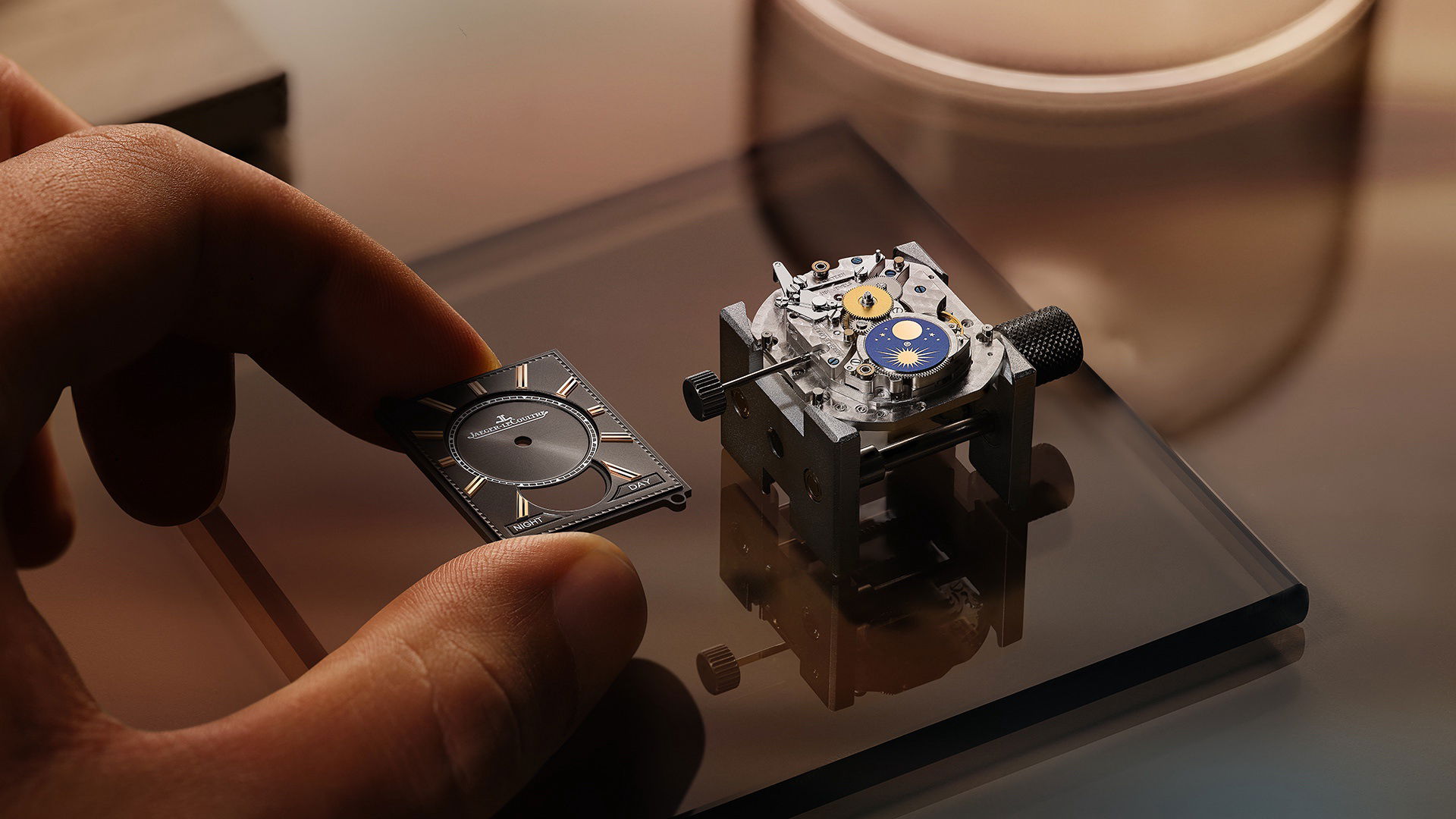 Reverso Tribute Duoface Calendar - Image 10