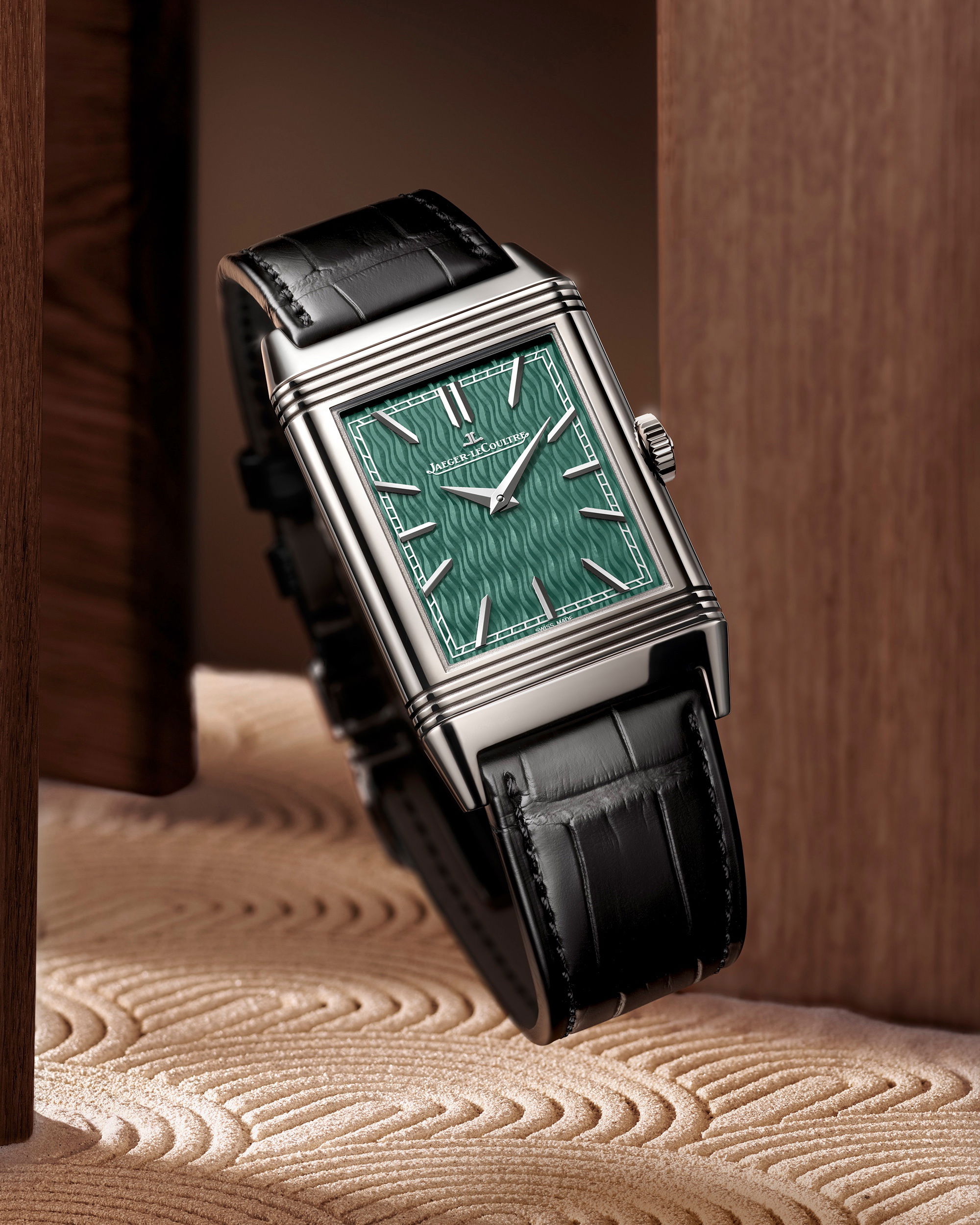 Reverso Tribute Enamel ‘Shahnameh’ – Saam Comes to Mount Alburz - Image 5