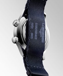 Alternative view of Legend Diver