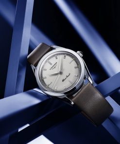 Alternative view of Silver Arrow