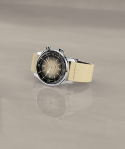 Alternative view of Legend Diver