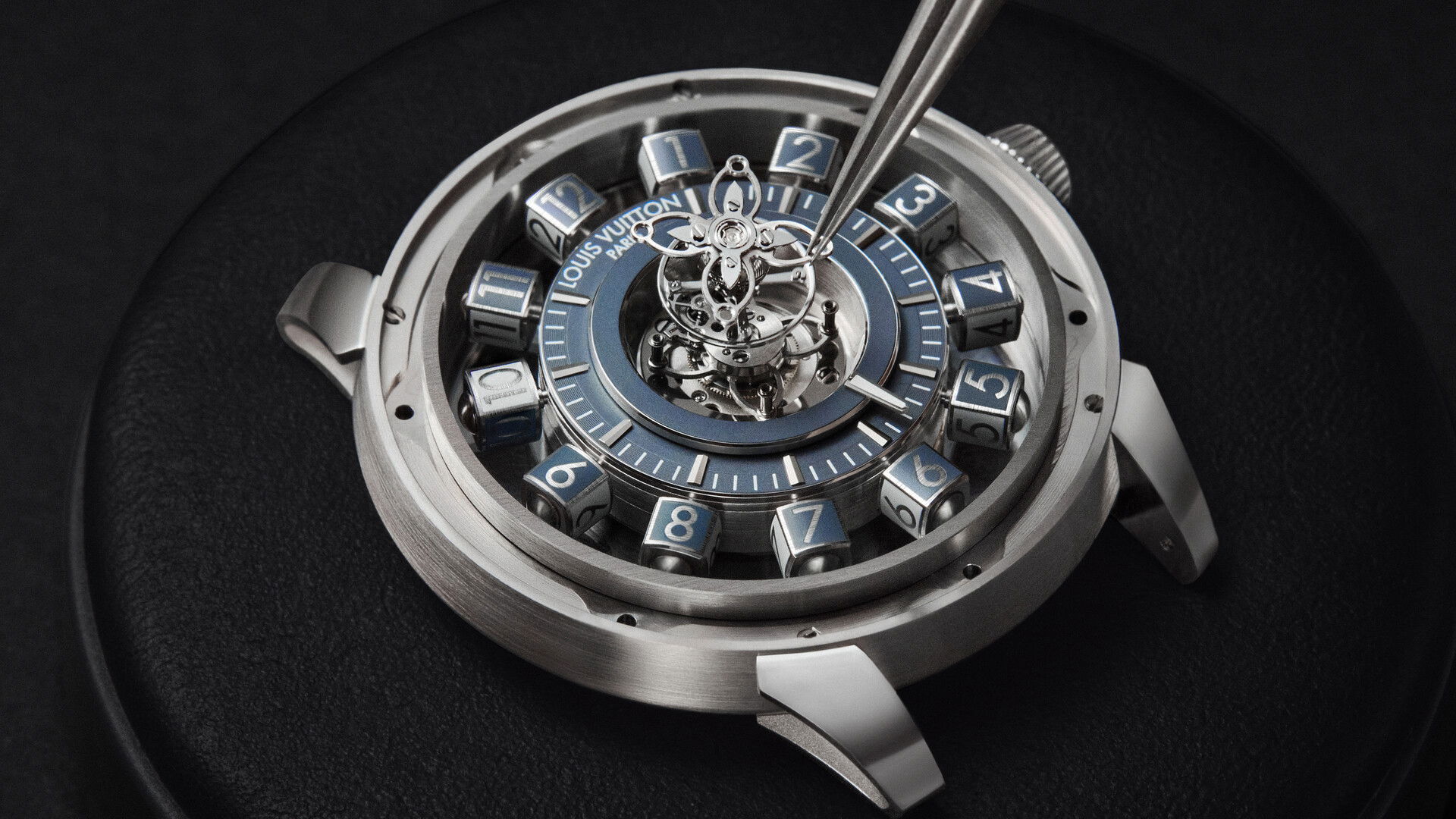 Tambour Taiko Spin Time Flying Tourbillon - Image 9