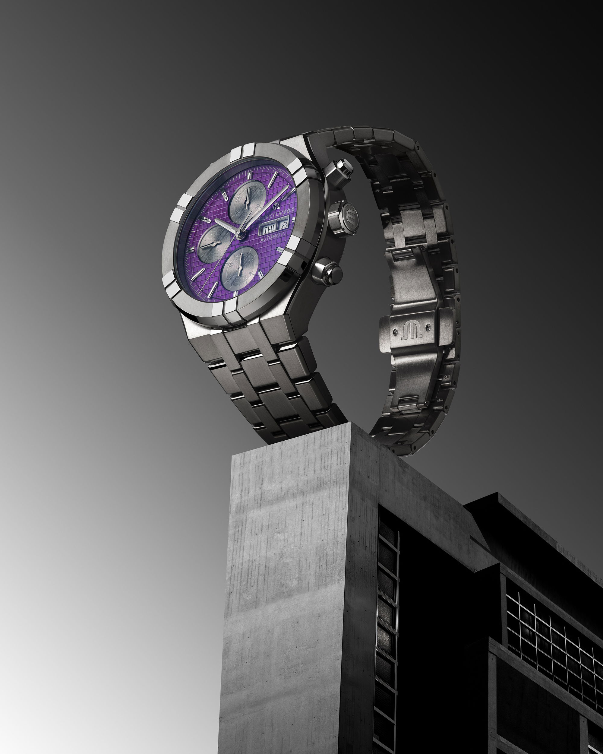 Aikon Automatic Titanium Chronograph 42 - Image 3