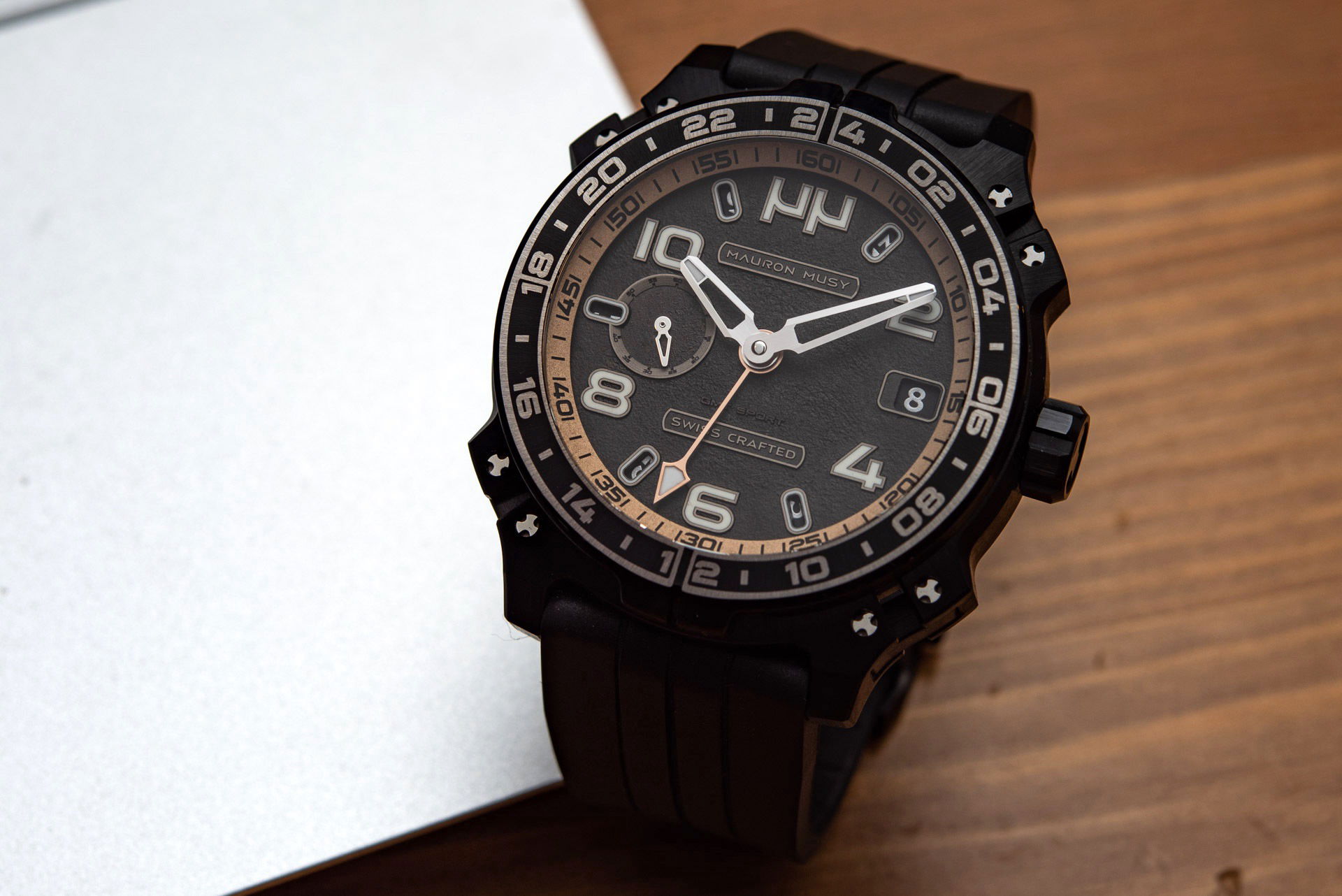 MU04 GMT Sport - Image 2