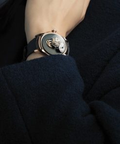 Alternative view of LM Flying T Red Gold