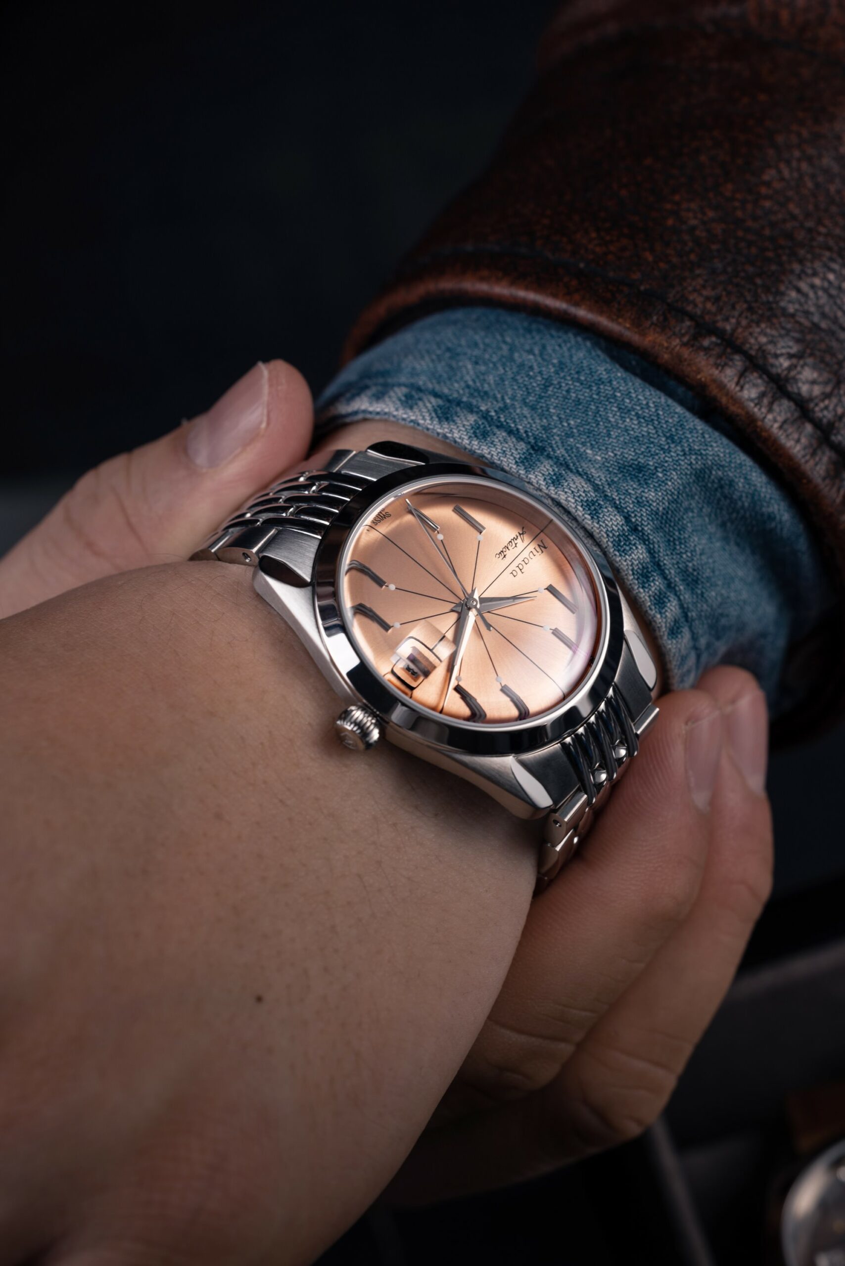 Antarctic Spider Salmon Date - Image 13