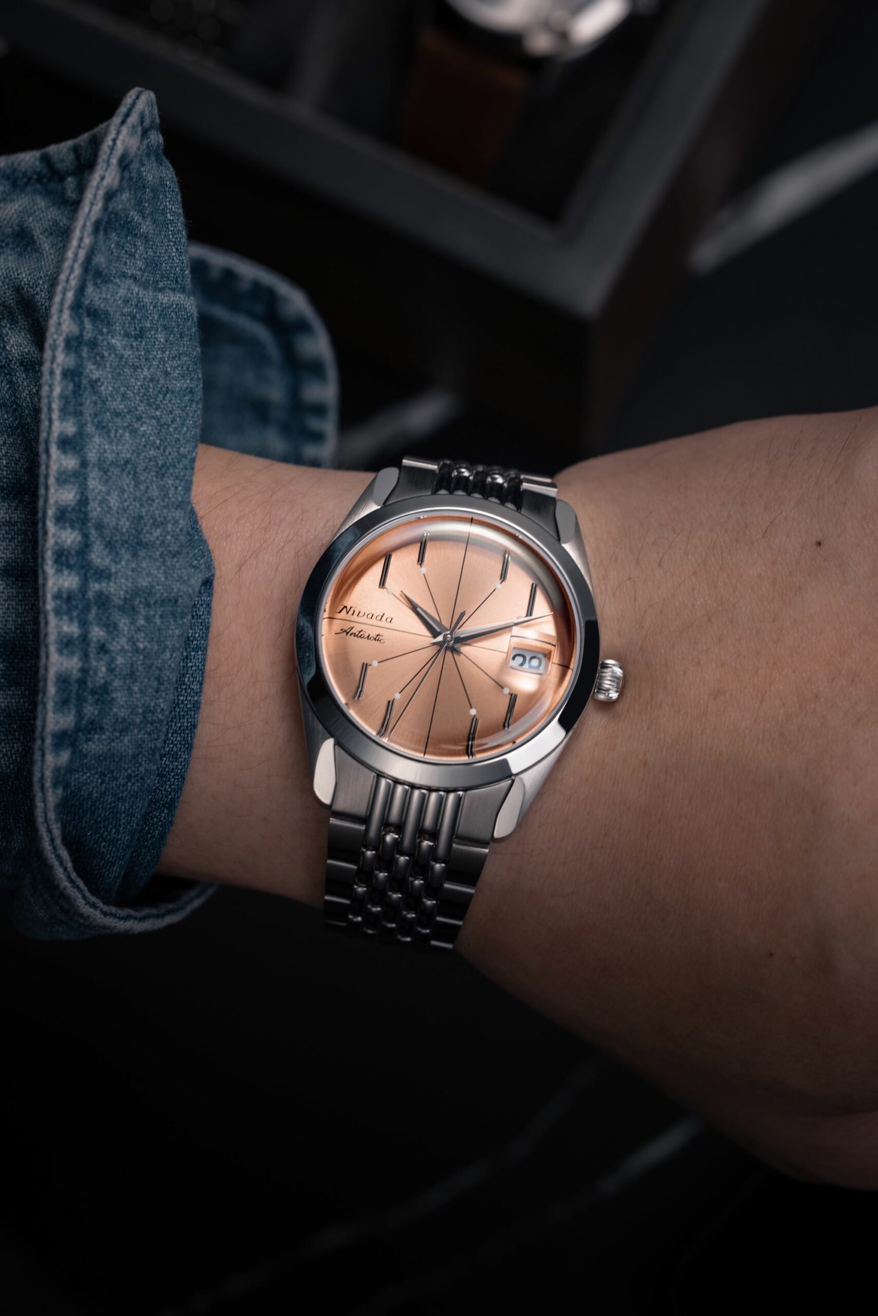 Antarctic Spider Salmon Date - Image 14