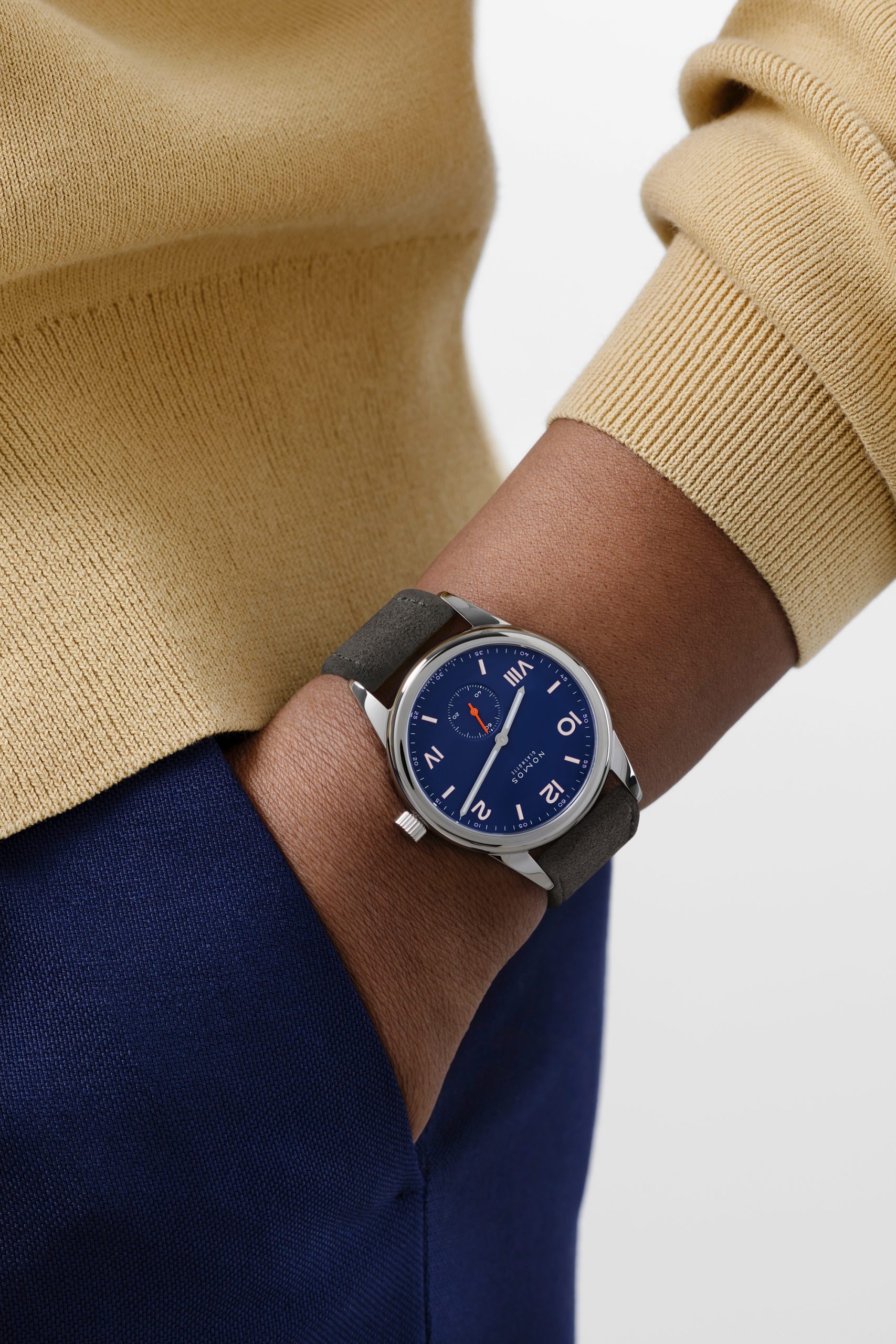 Club Campus 38 Night Sky - Image 5