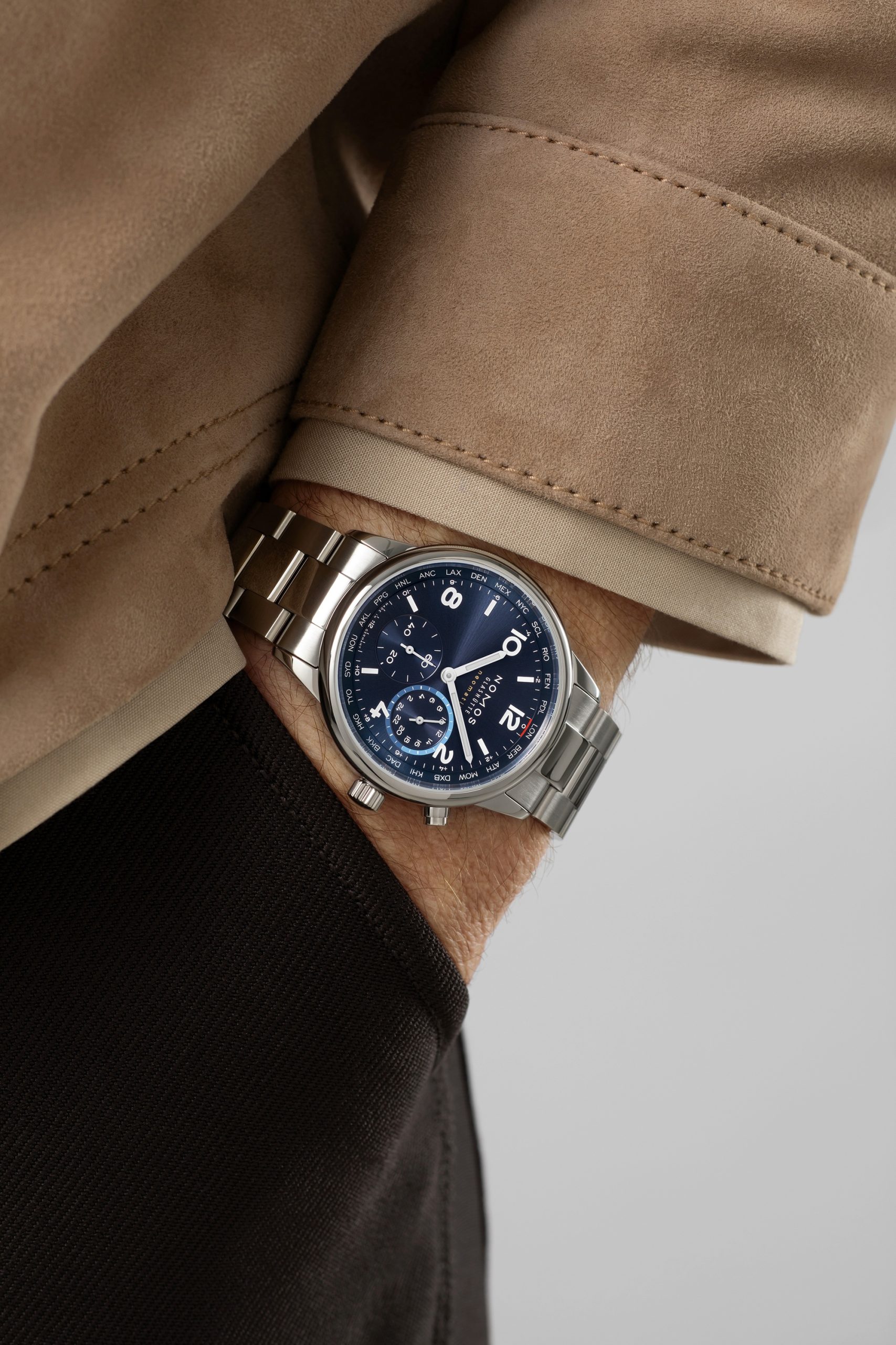 Club Sport neomatik Worldtimer blue - Image 11