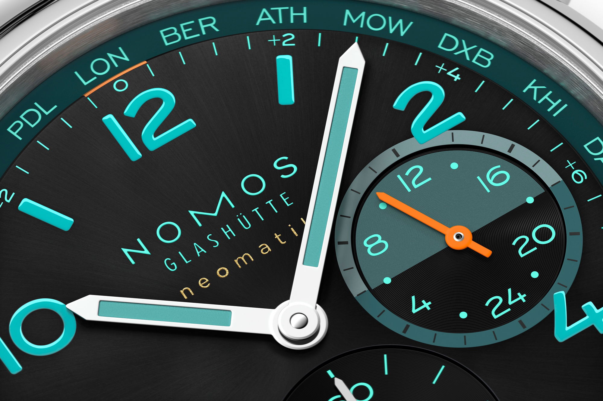 Club Sport neomatik Worldtimer Trace - Image 9