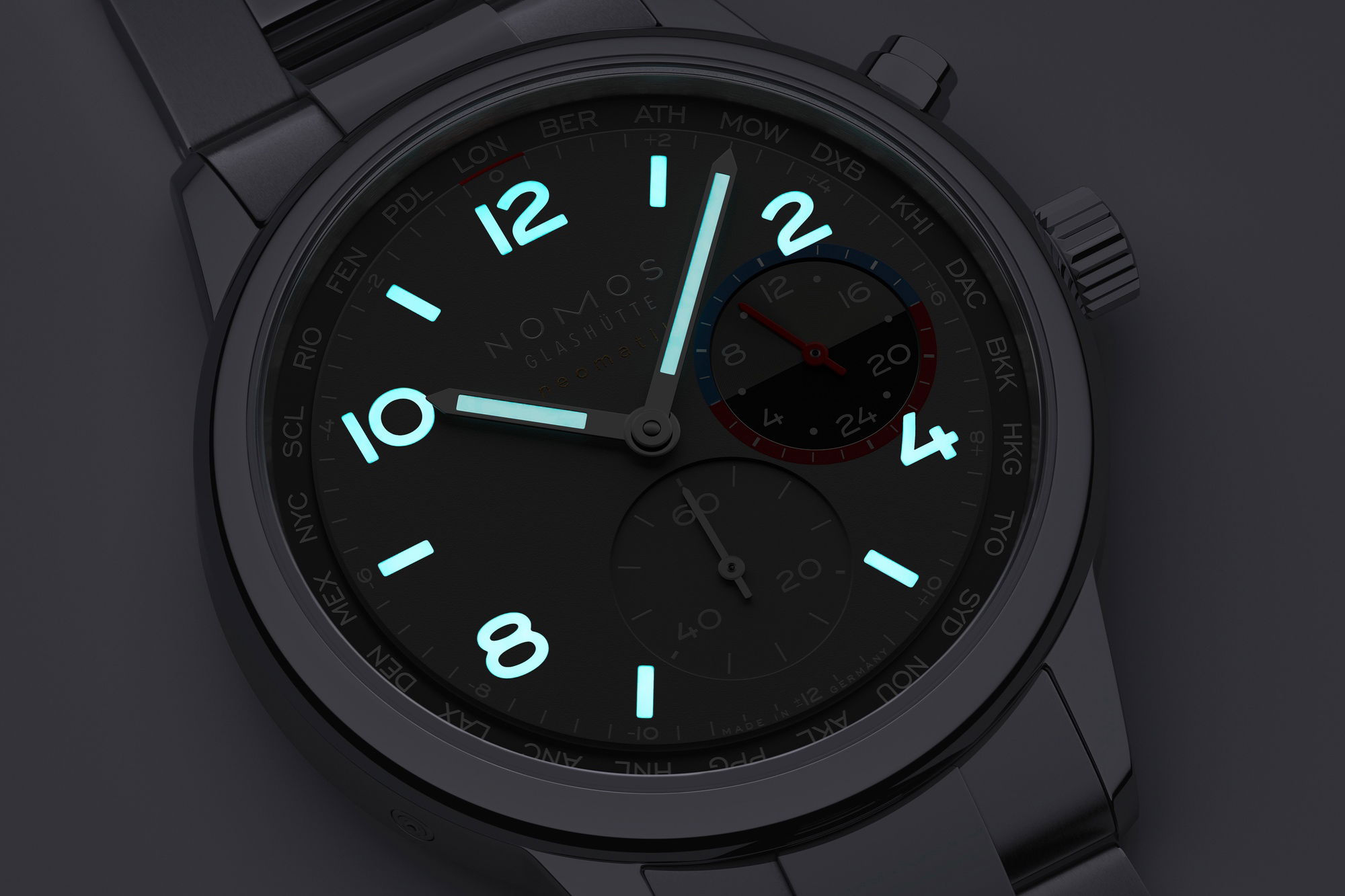Club Sport neomatik Worldtimer Volcano - Image 7