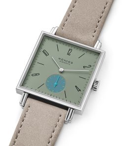 Alternative view of Tetra Salvia