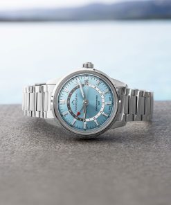 Alternative view of Freedom 60 GMT 40 Ice Blue