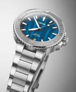 Alternative view of Aquis Date 36.5