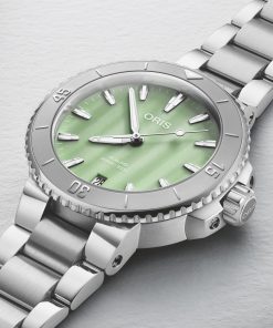 Alternative view of Aquis Date 36.5