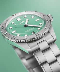 Alternative view of Divers Sixty-Five ‘Cotton Candy’