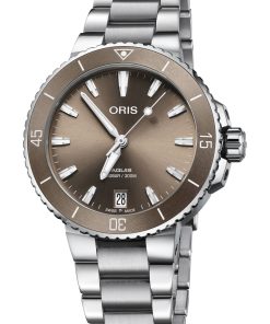 Oris Aquis Date