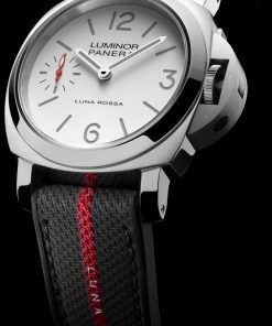 Alternative view of Luminor Luna Rossa